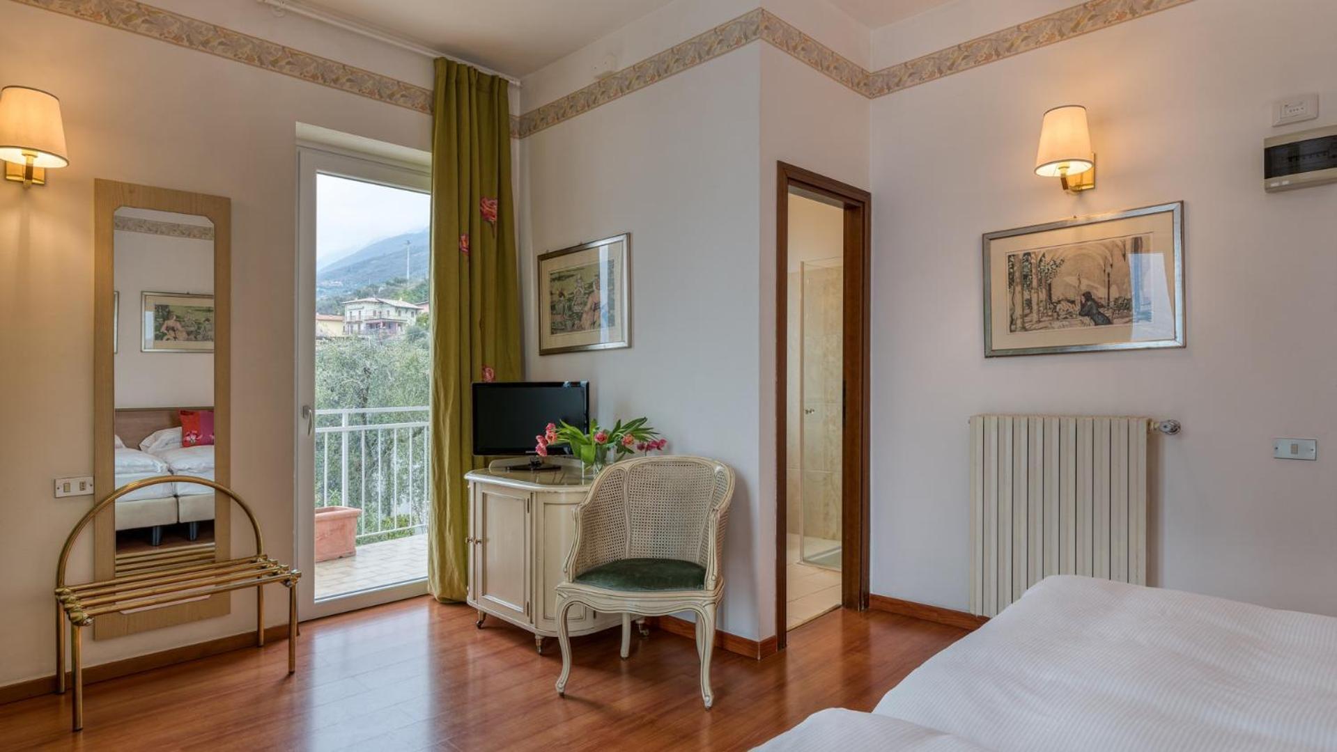 La Caletta Hotel Bolognese Brenzone sul Garda Exteriör bild